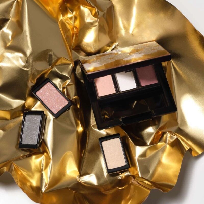 BEAUTY BOX TRIO - LIMITED SILVER & GOLD EDITION BEAUTY BOX TRIO - LIMITED SILVER & GOLD EDITION