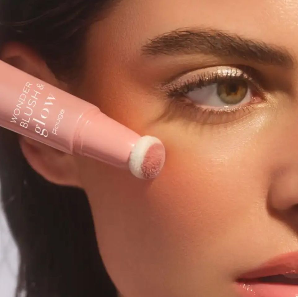 WONDER BLUSH & GLOW