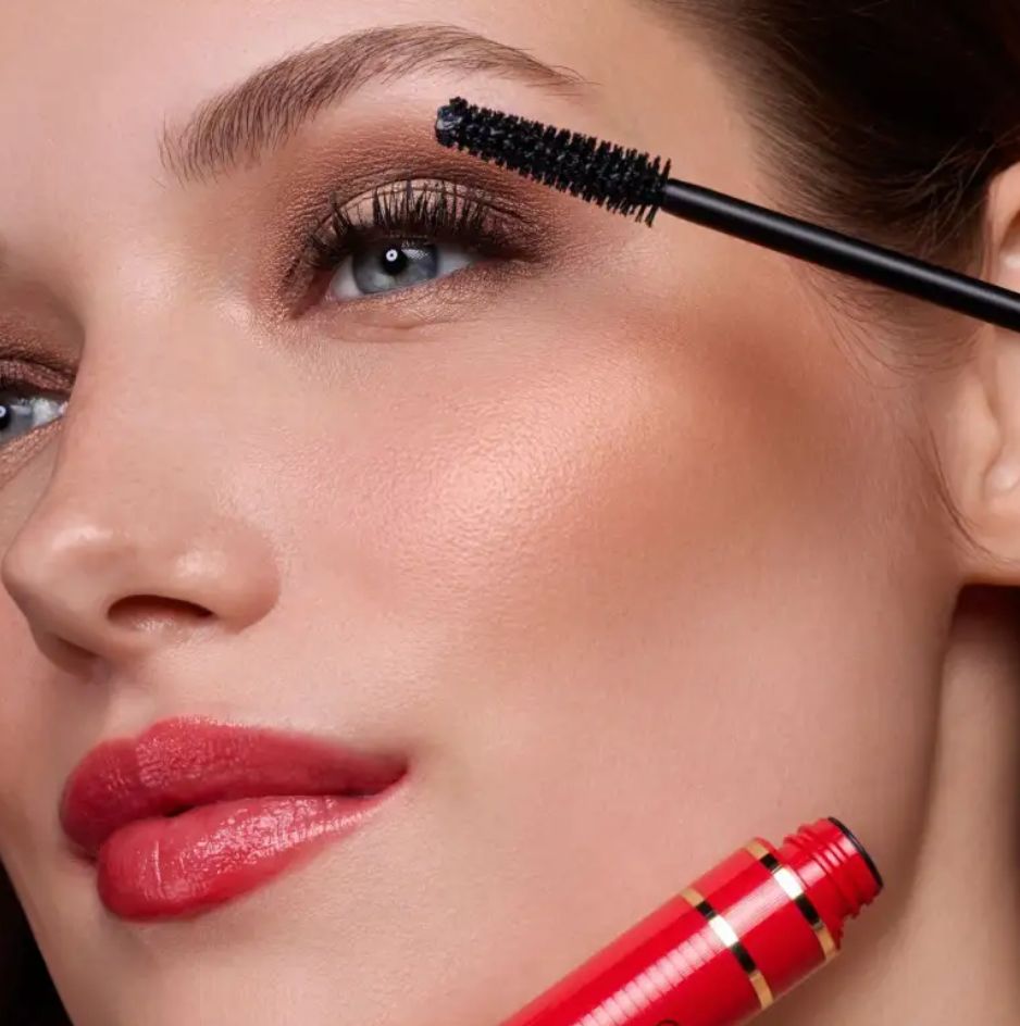LASH HERO TUBING MASCARA - LIMITED EDITION LASH HERO TUBING MASCARA - LIMITED EDITION