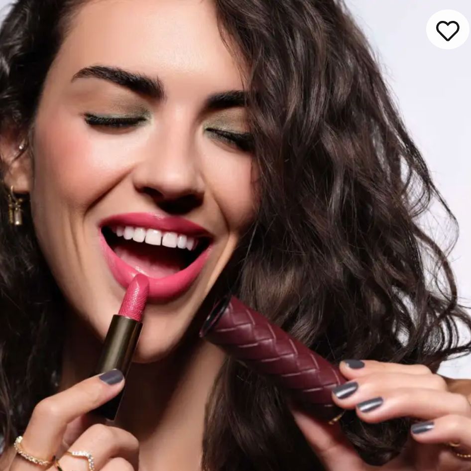 ICONIC LIPSTICK - UUTUUS! ICONIC LIPSTICK - UUTUUS!