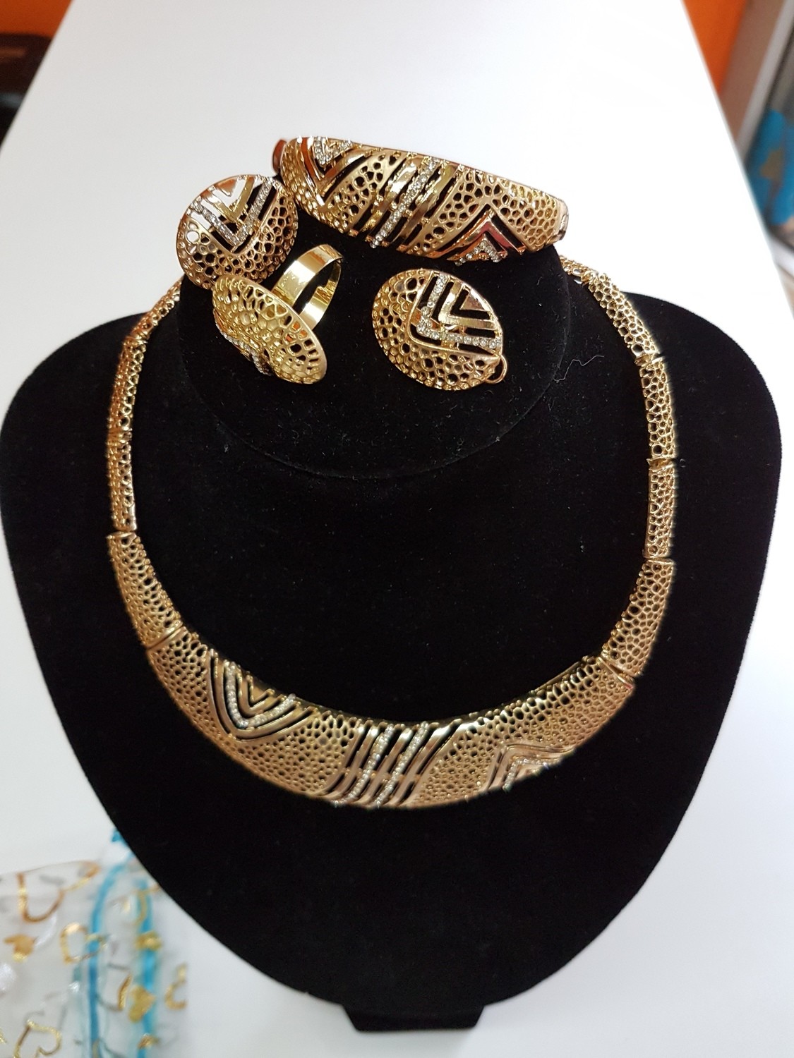 African jewellery set
