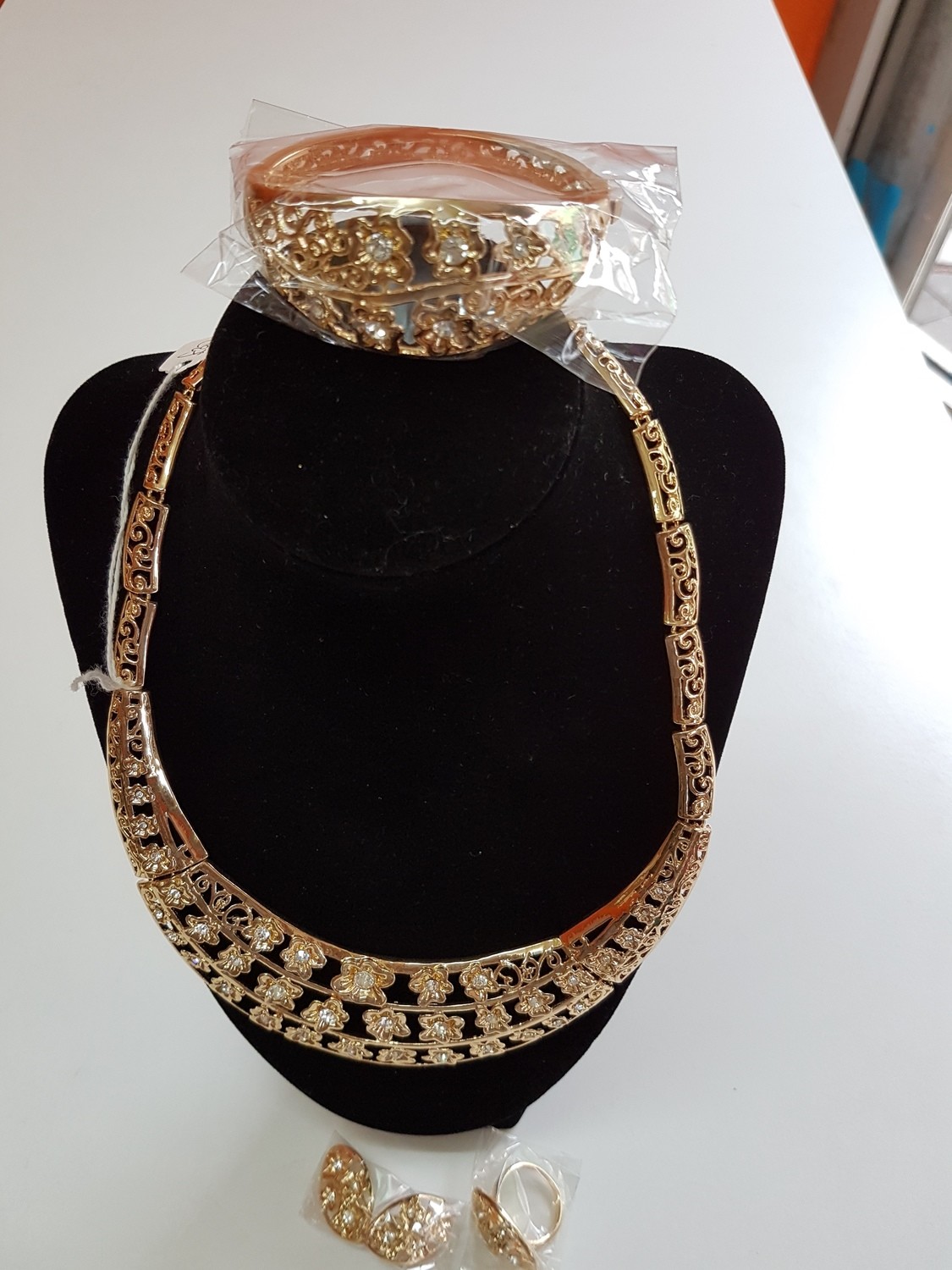 African jewellery set