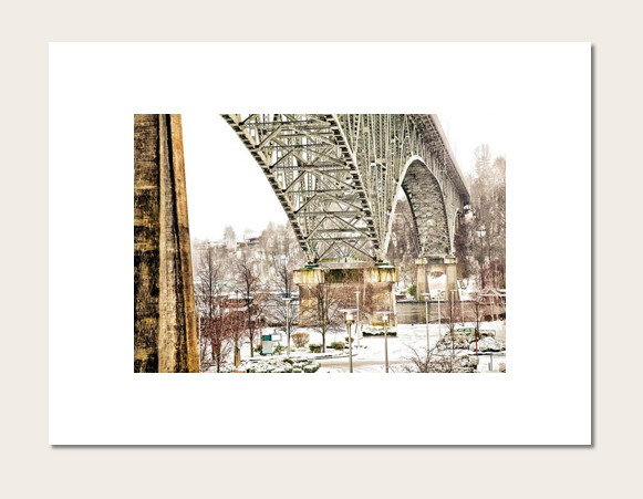 Aurora Bridge