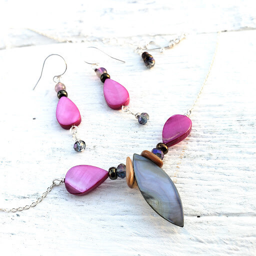 JOYBox Necklace of the Month Club