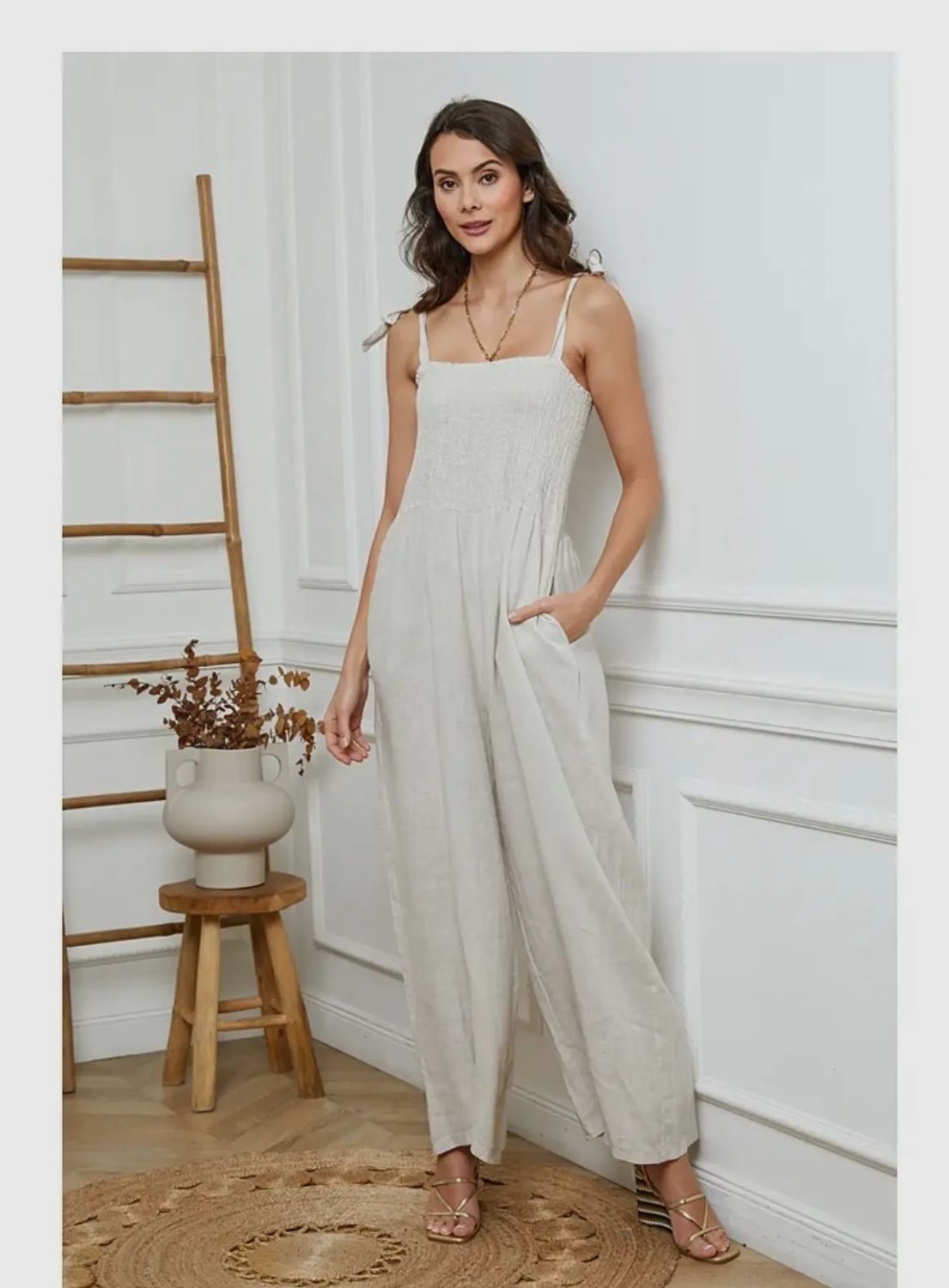 Billie Bib In Beige