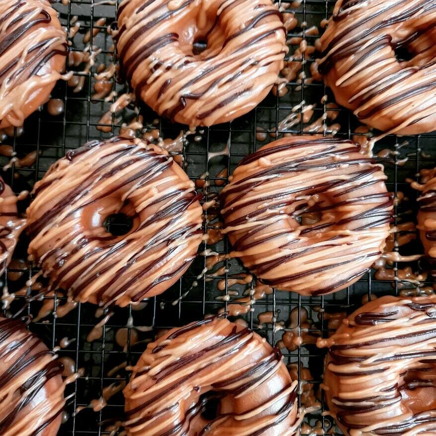 Caramel Donuts x6