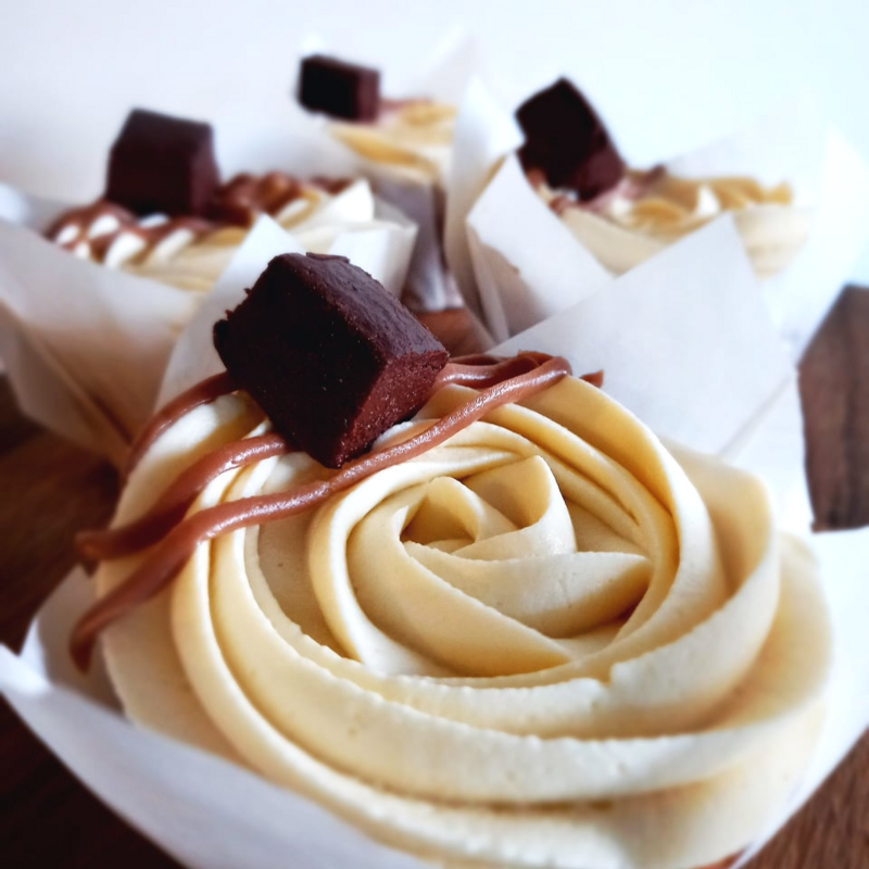 Caramel Fudge Cupcakes