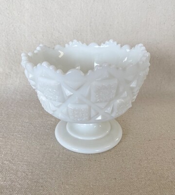 Westmoreland Old Quilt Milk Glass Footed Mayonnaise Bowl