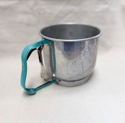 1950s Foley 5 Cup Sifter