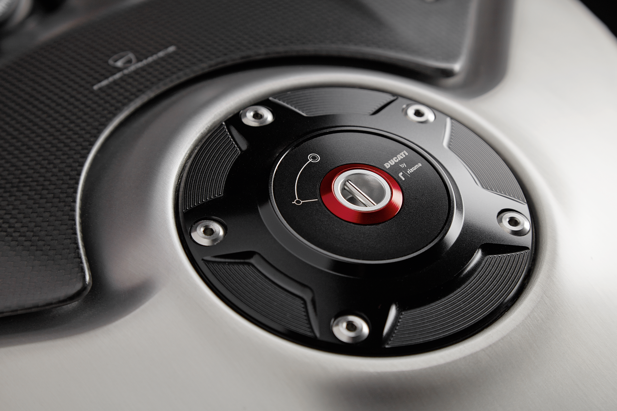 Billet aluminium tank cap.