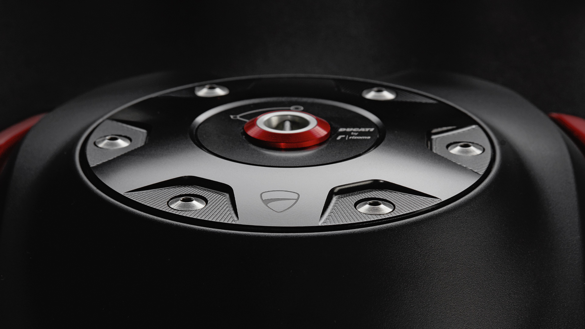 Billet aluminium tank cap.