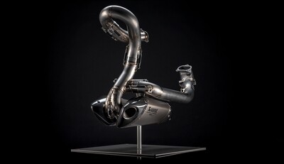 COMPLETE TITANIUM EXHAUST ASSEMBLY COMPLETE TITANIUM EXHAUST ASSEMBLY