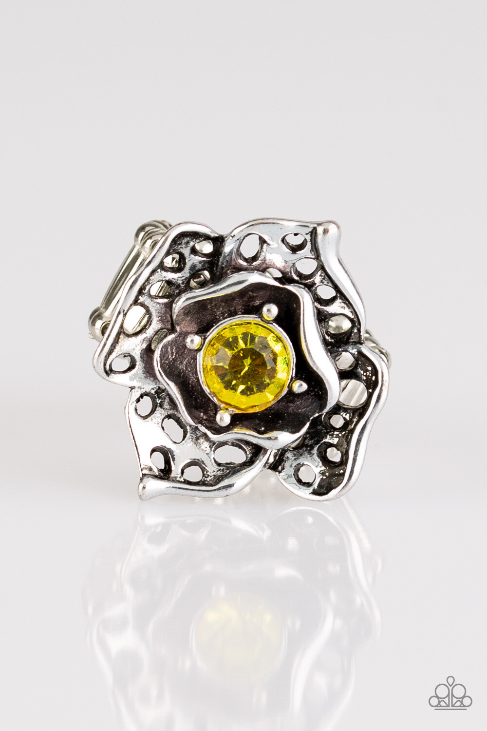 Glowing Gardens - Yellow