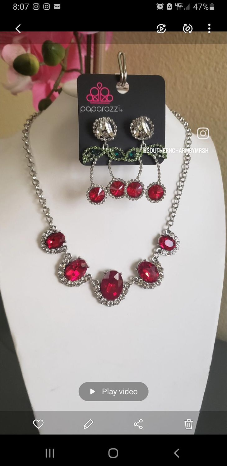 Cherrie set