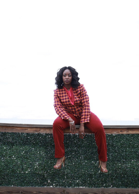 Crop Plaid Blazer L/XL