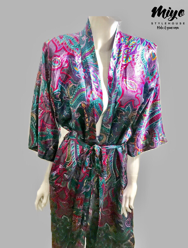 Glamorous Vintage Robe/Duster