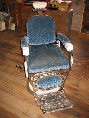 KOKEN Vintage Barber Chair
