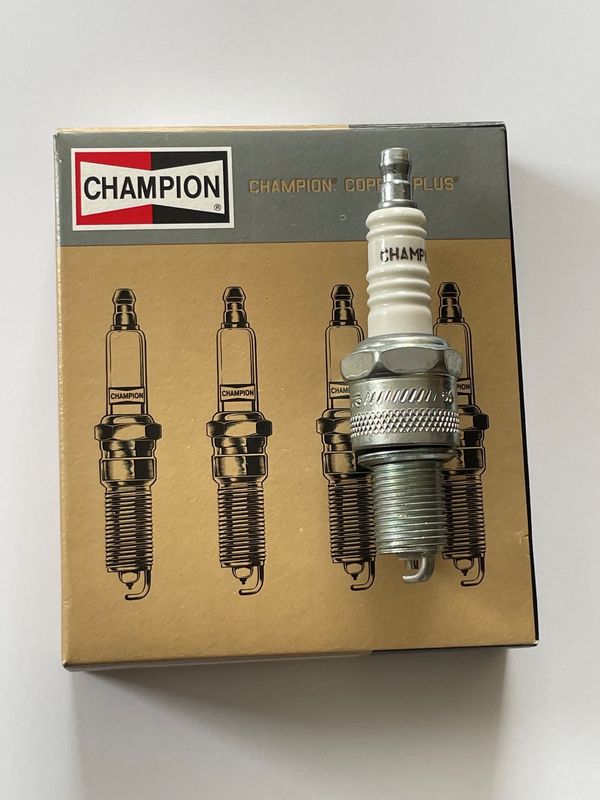 Champion tennplugg for S-motorer
