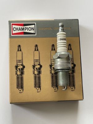 Champion tennplugg for S-motorer