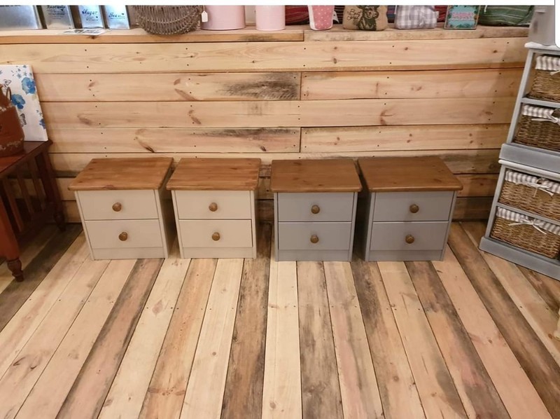 Bedside units set
