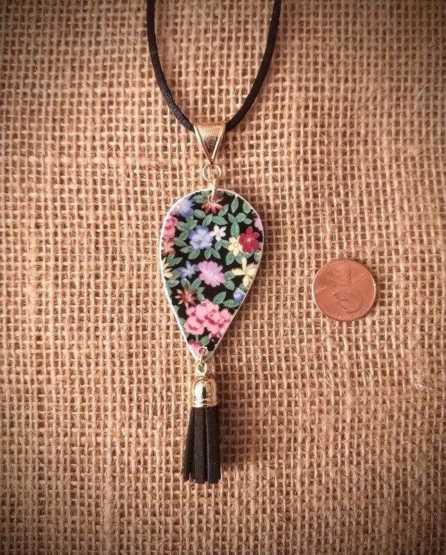 Black tassel