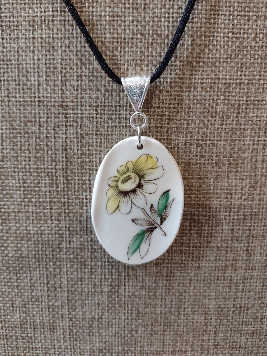 Yellow daisy