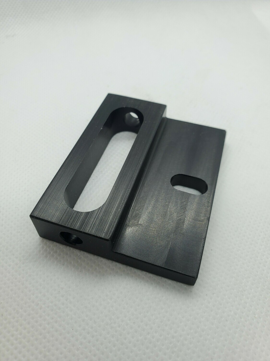 BRACKET-BELT GUIDE TENSIONER