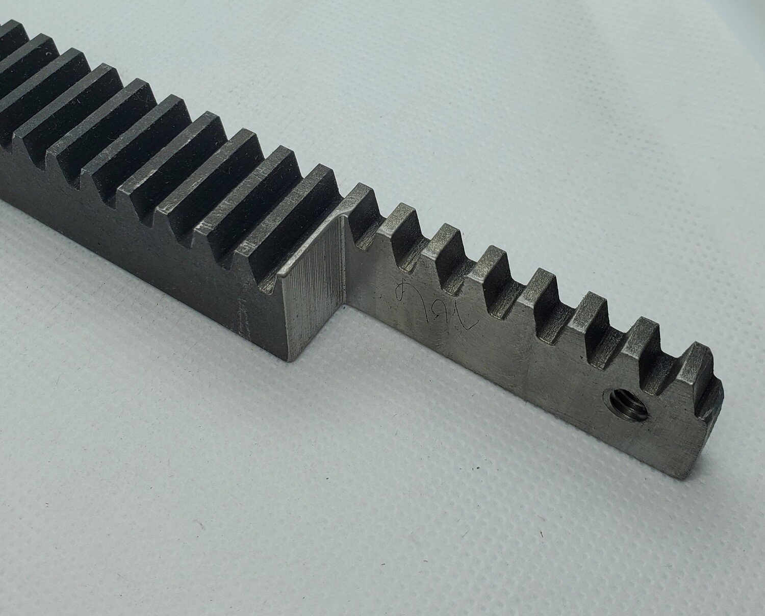 GEAR-RACK FRONT RIGHT,T/A CONVEYOR