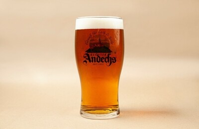 Andechser Vollbier Hell - Лагер (4.8%) 1Л. Andechser Vollbier Hell - Лагер (4.8%) 1Л.