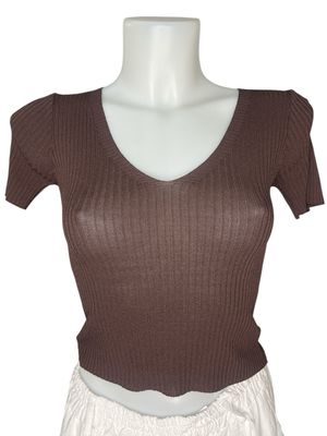 Out T-shirt Lina