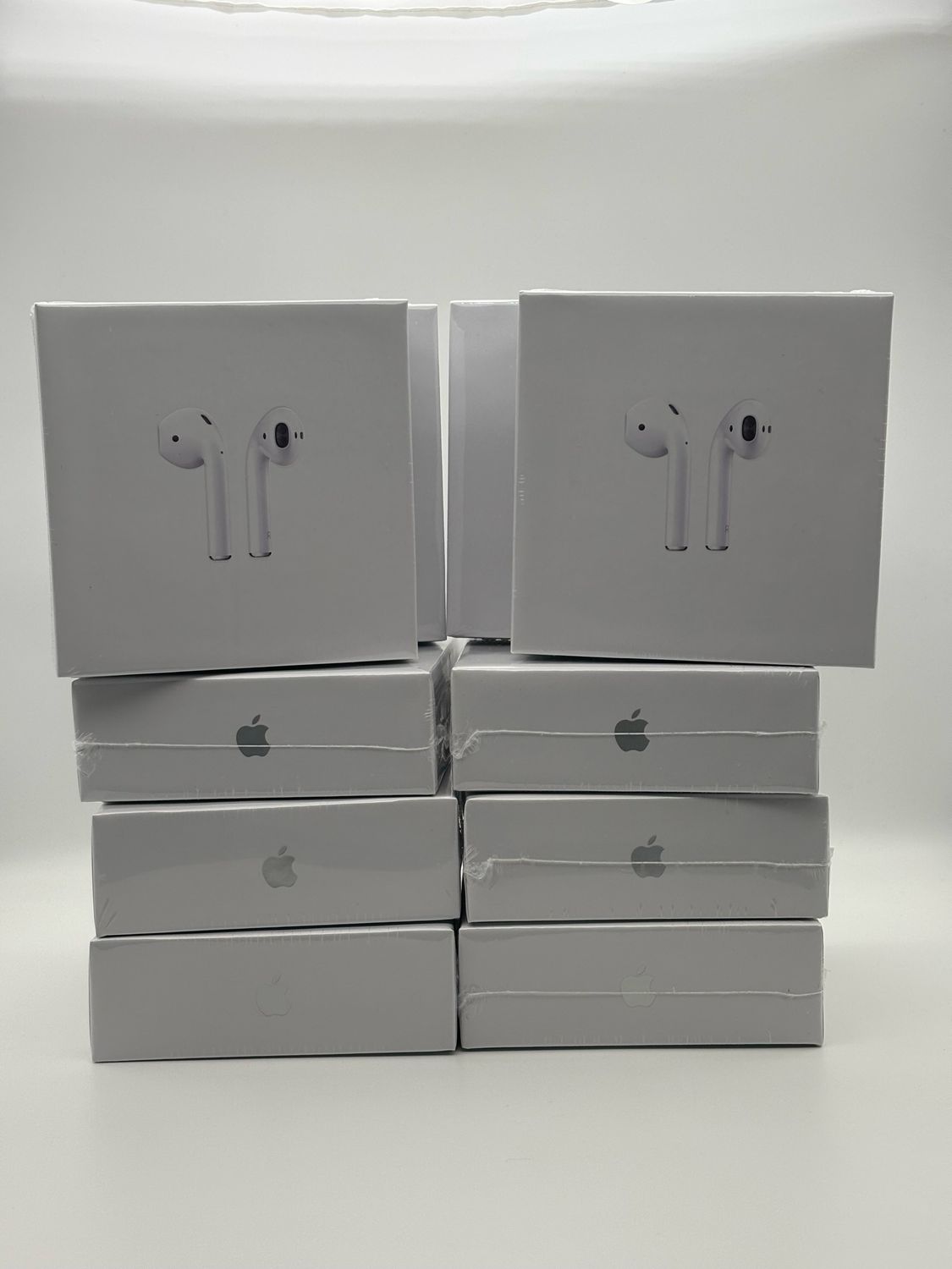 Apple AirPods 2 with Charging Case