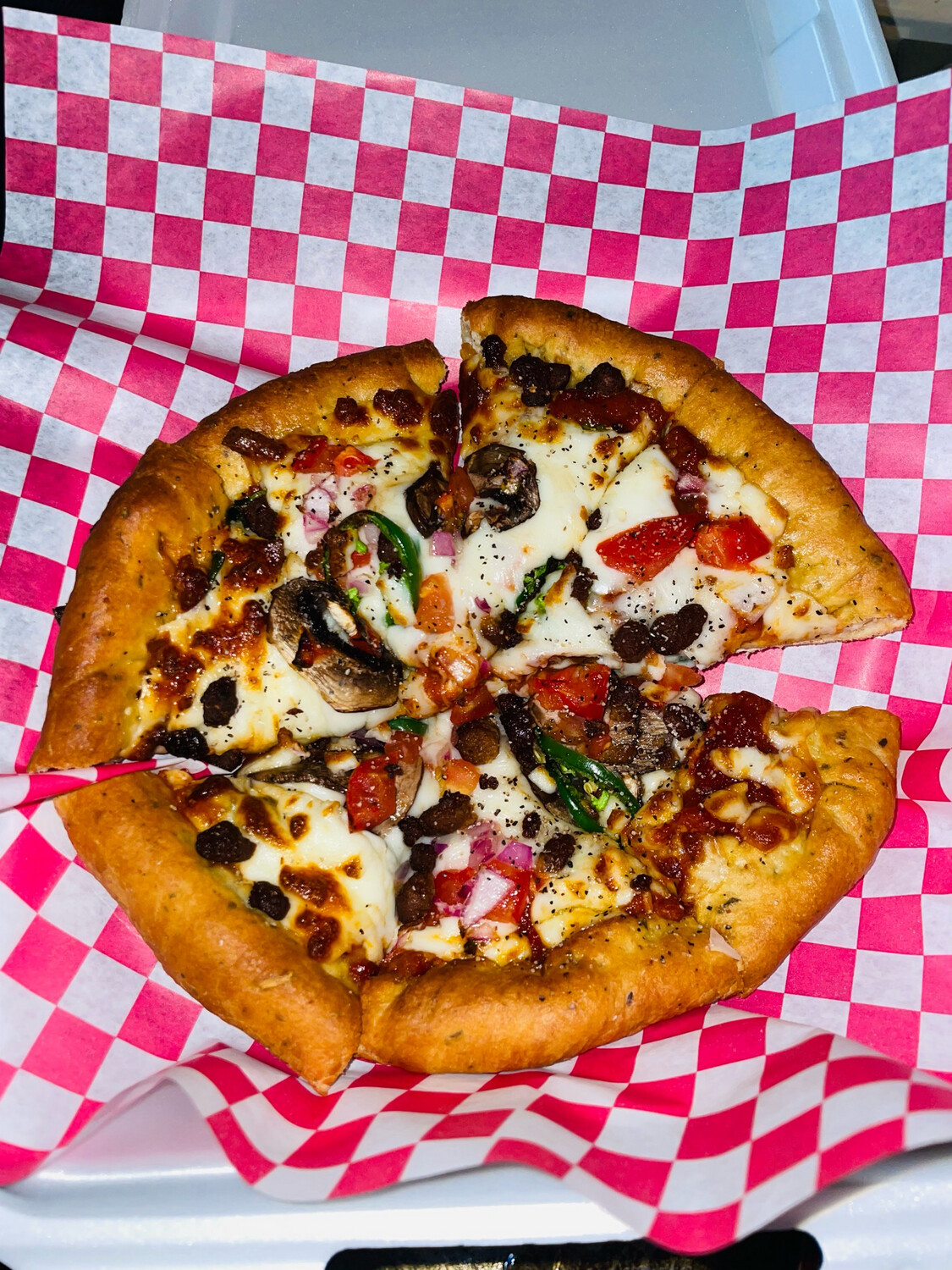 Veggie Vegan Pizza W kale Salad
