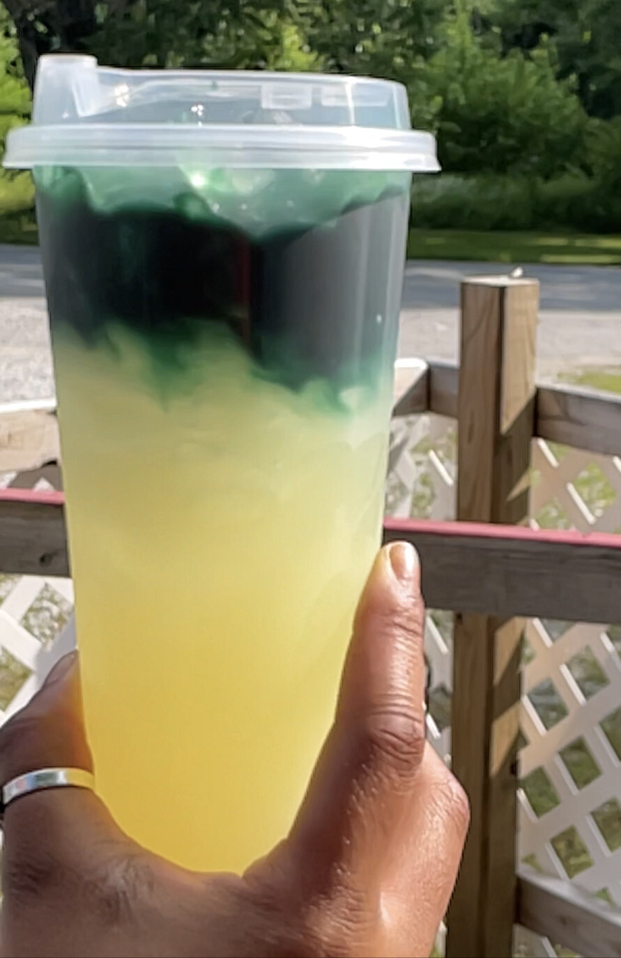 Blue Spirulina Lemonade 16oz