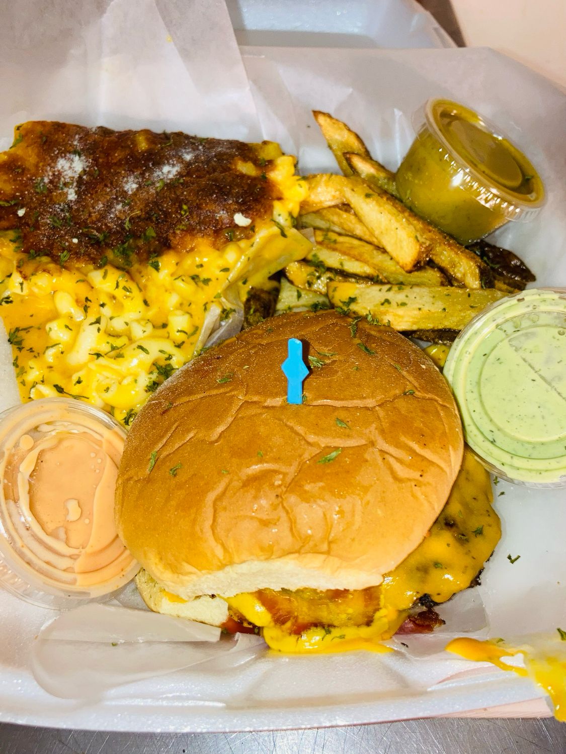 Boss Hook’em CheezeBurger