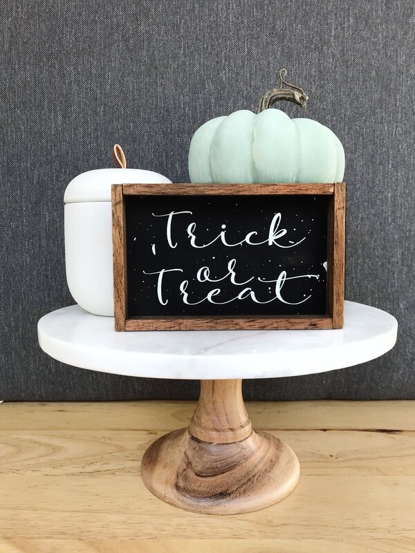 Trick or Treat Sign