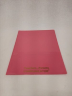 Nicky Folder, Pink