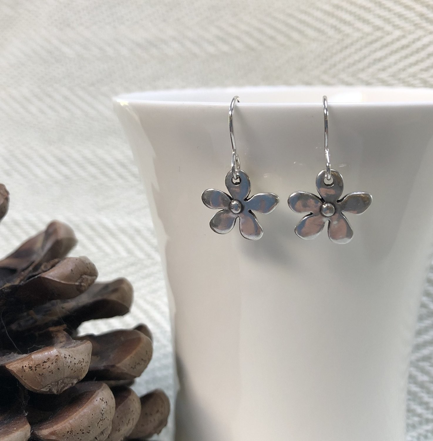 Daisy Earrings