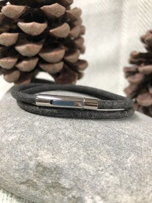 Double 5mm Leather Bracelet - Distressed Black/Grey