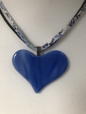 Glass Heart Pendant - Blue Streaky