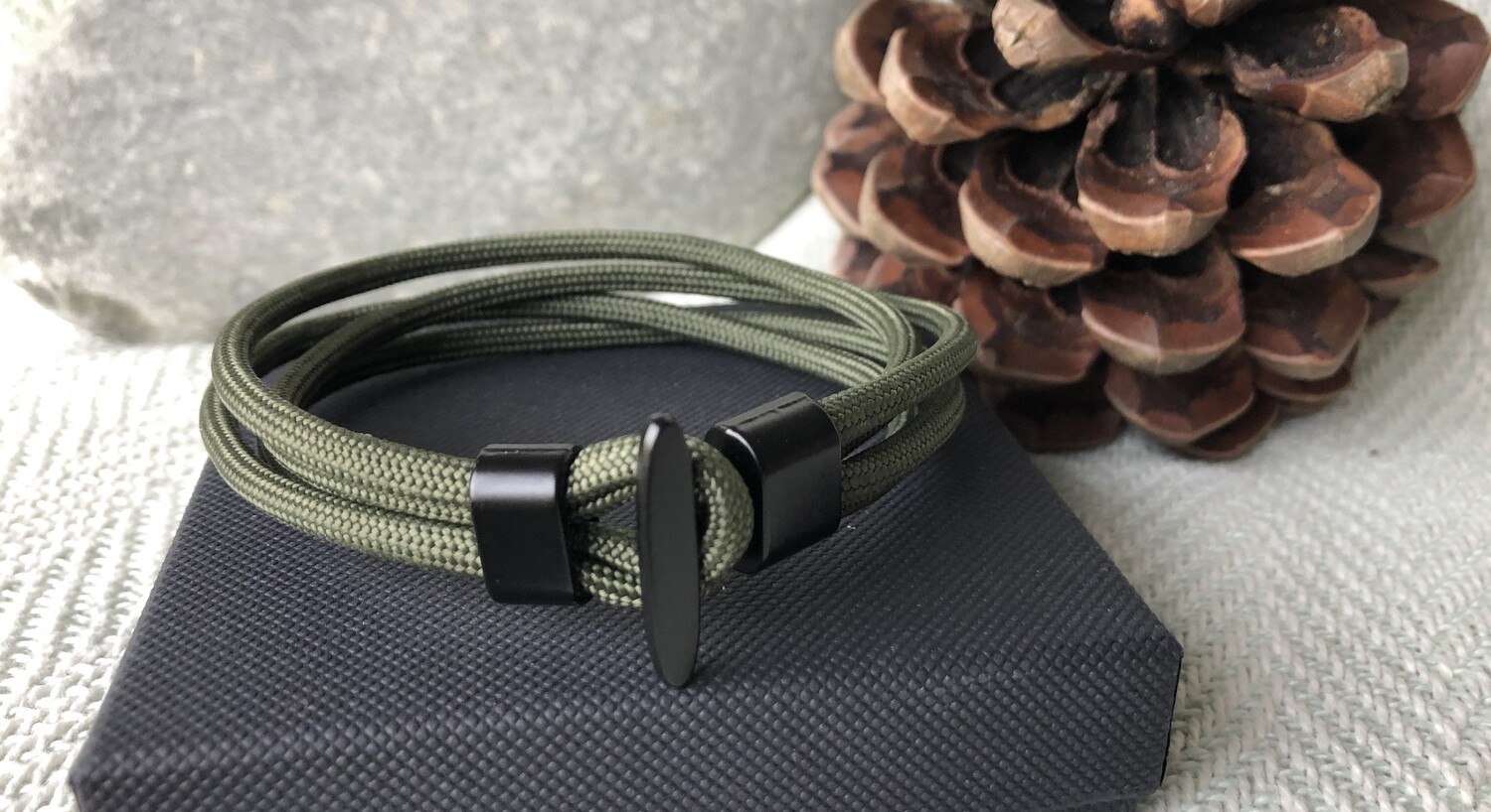 4mm Camo Paracord Bracelet Green