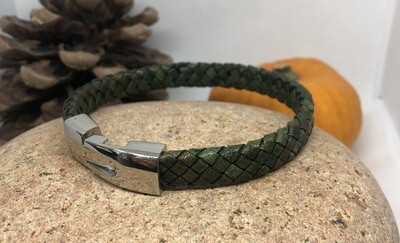 Men’s 10mm Flat Braided Bracelet - Green