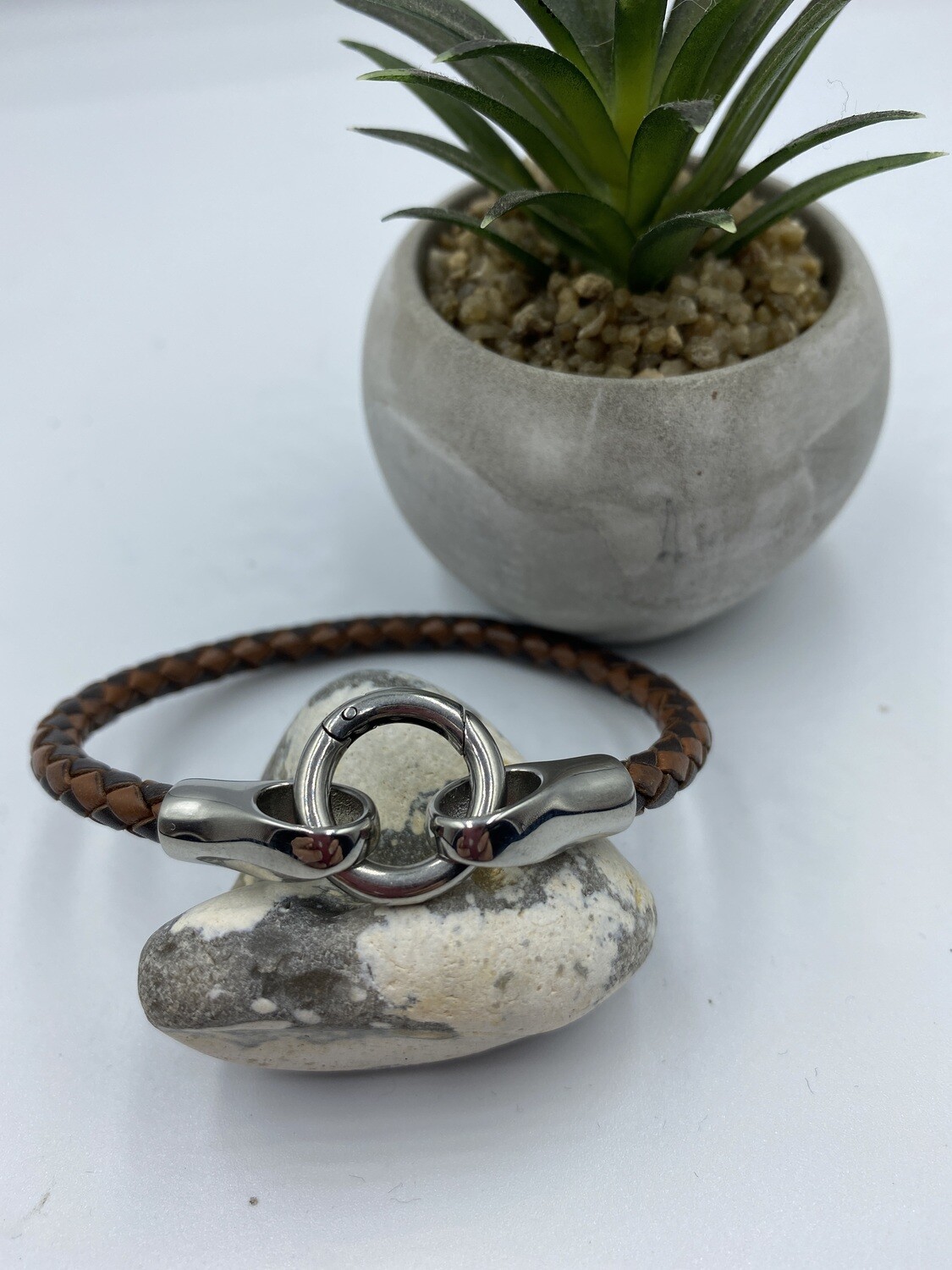 Men’s 5mm  braided Leather Bracelet - Two tone brown