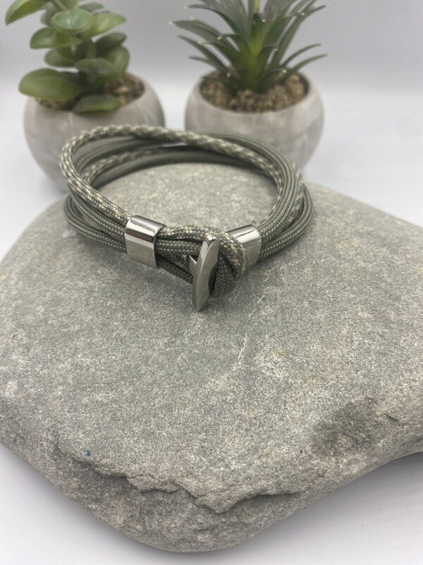 Paracord Wristwear  - Khaki