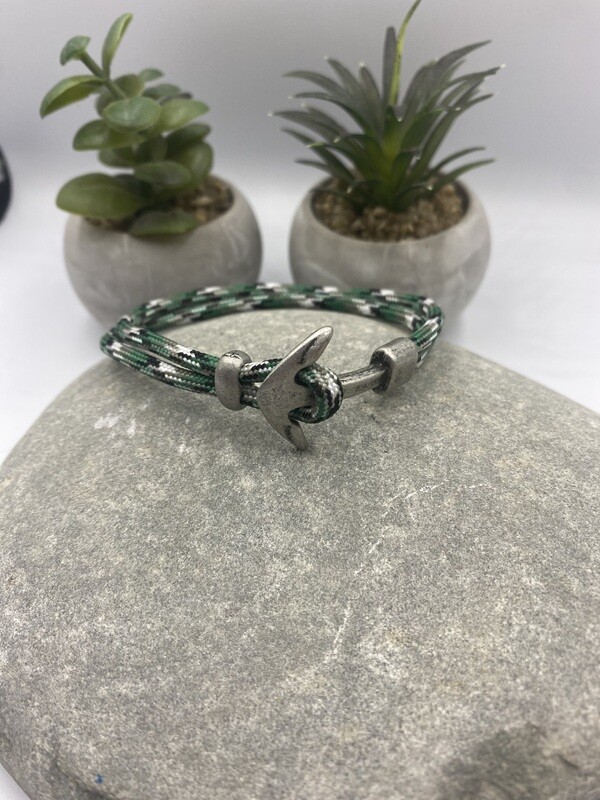 Paracord Wristwear  - Green