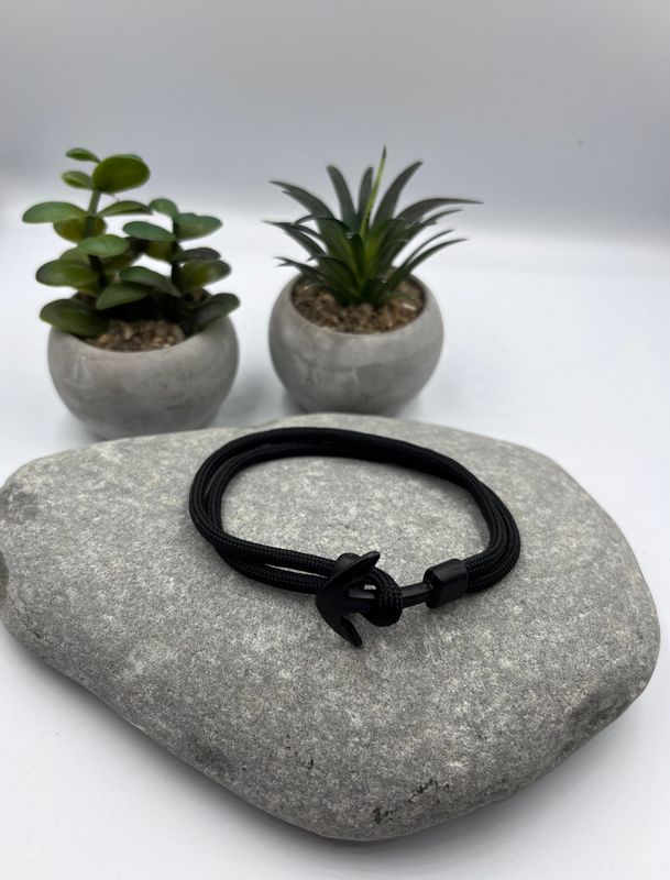 4mm  Black  Paracord Bracelet - Anchor