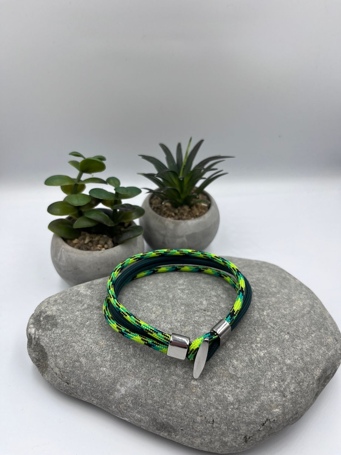 4mm multicoloured Paracord Wristwear