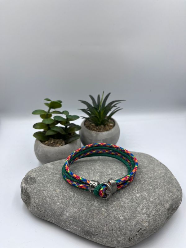 4mm  multi/green Paracord Bracelet - Anchor