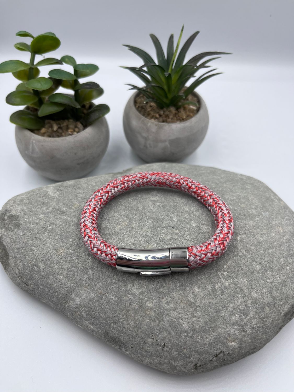 8mm- red and white Sailing Rope Bracelet