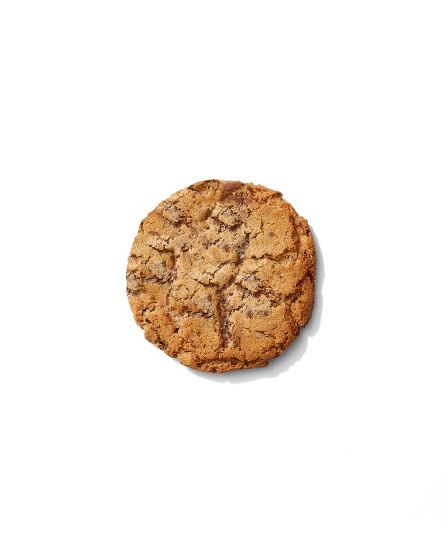 Delta 9 Chocolate Chip Cookies – 100mg | Brown Butter &amp; Maldon Sea Salt