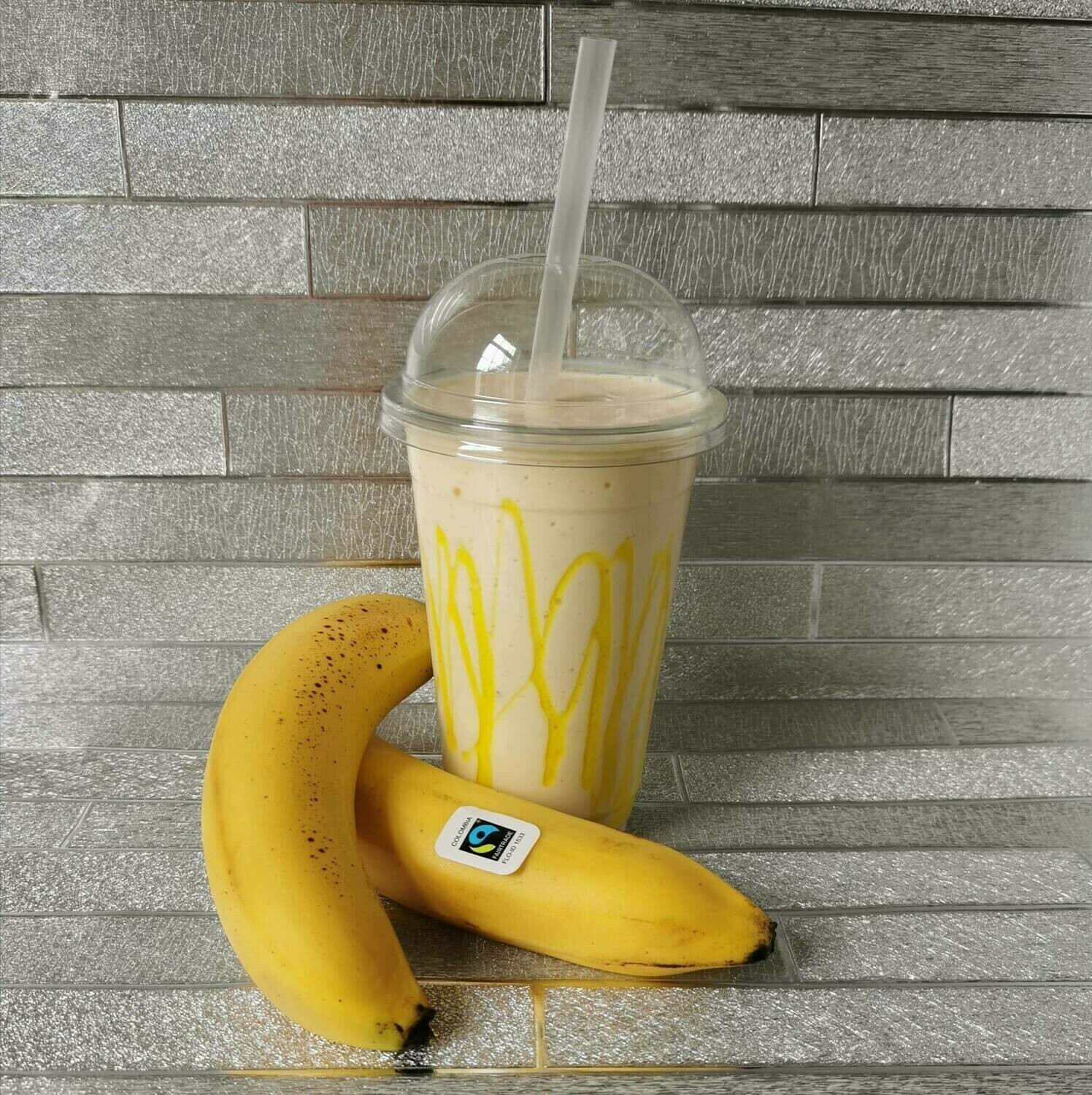 Banana Milkshake – Order Now – The Dessert Booth